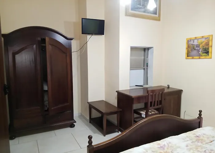 Il Laghetto 住宿加早餐酒店 3*